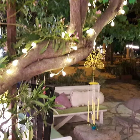 Hotel Uzum Tatil Evi