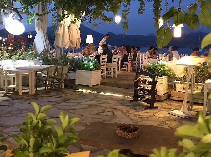 Uzum Tatil Evi 3*
