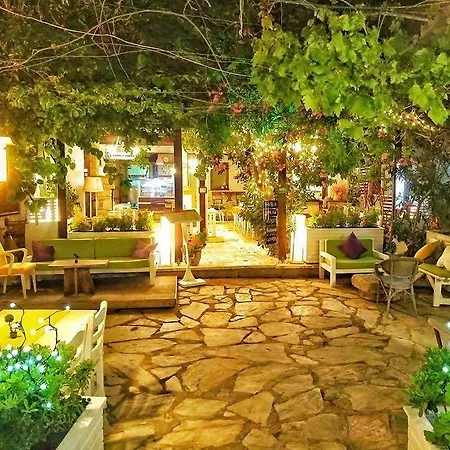 Uzum Tatil Evi Hotel 3*